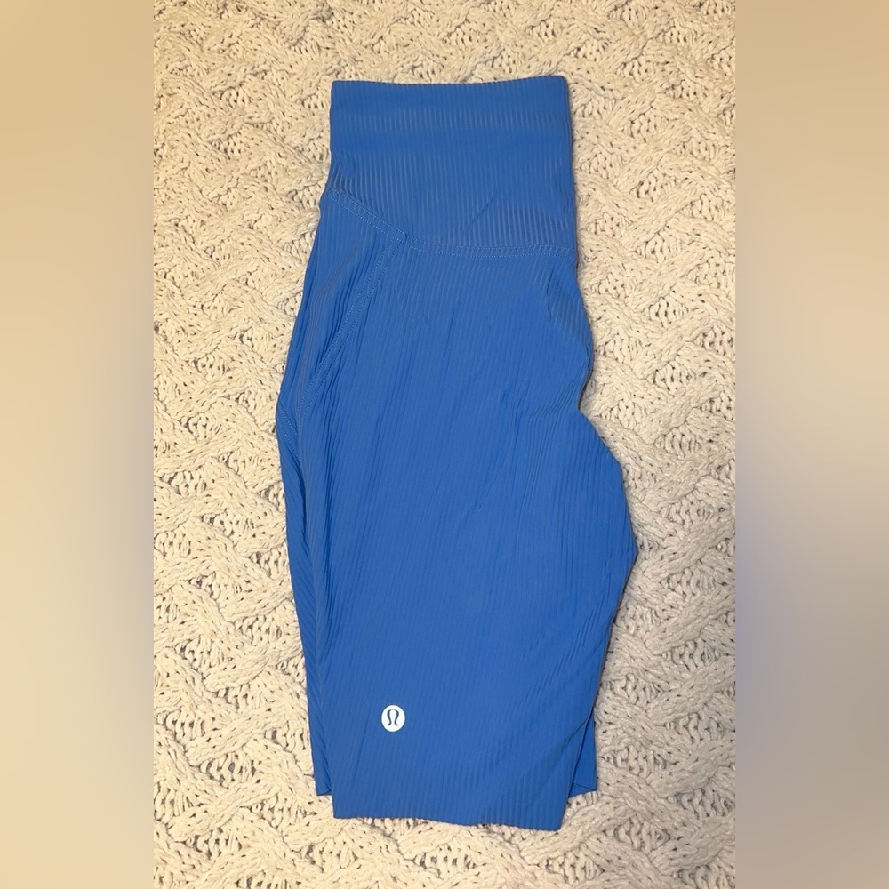 Lululemon biker short 6in